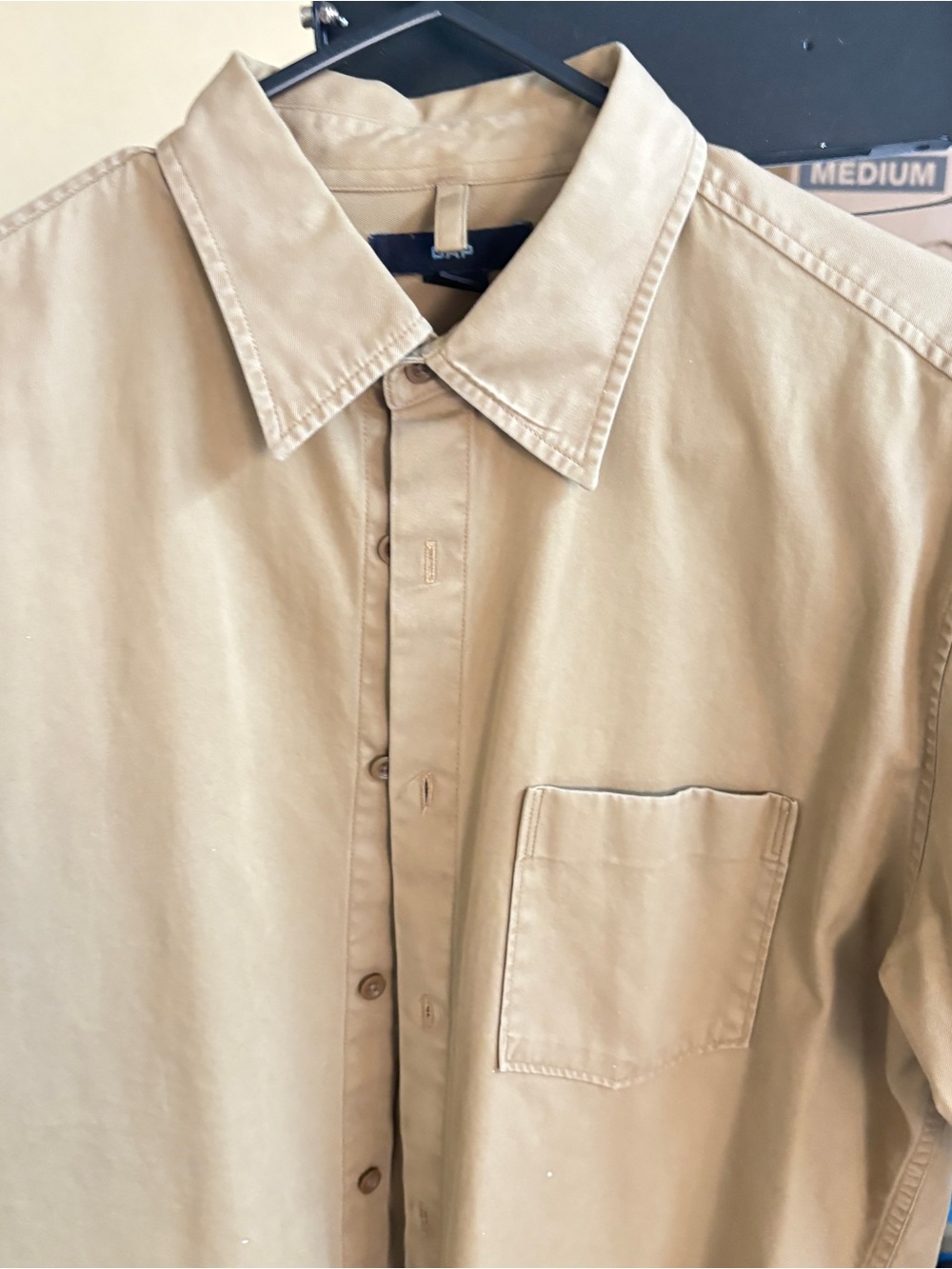 GAP Men's Beige Lightweight Shirt Jacket - Picture 3 of 4